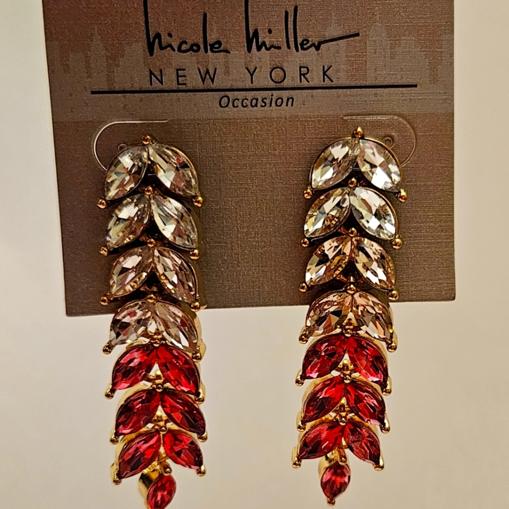 New With Tag Nicole Miller white to pink ombre dangling tear drop earrings